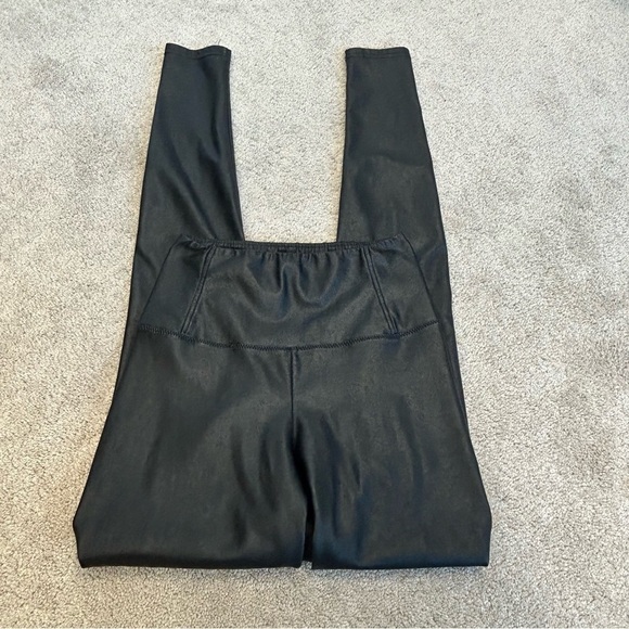 ARITZIA Wilfred Free Black Daria Faux leather leggings high waisted Sz XS - Picture 2 of 11